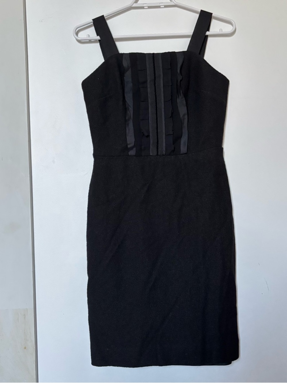 Banana Republic Classic Black Sleeveless Sheath Dress